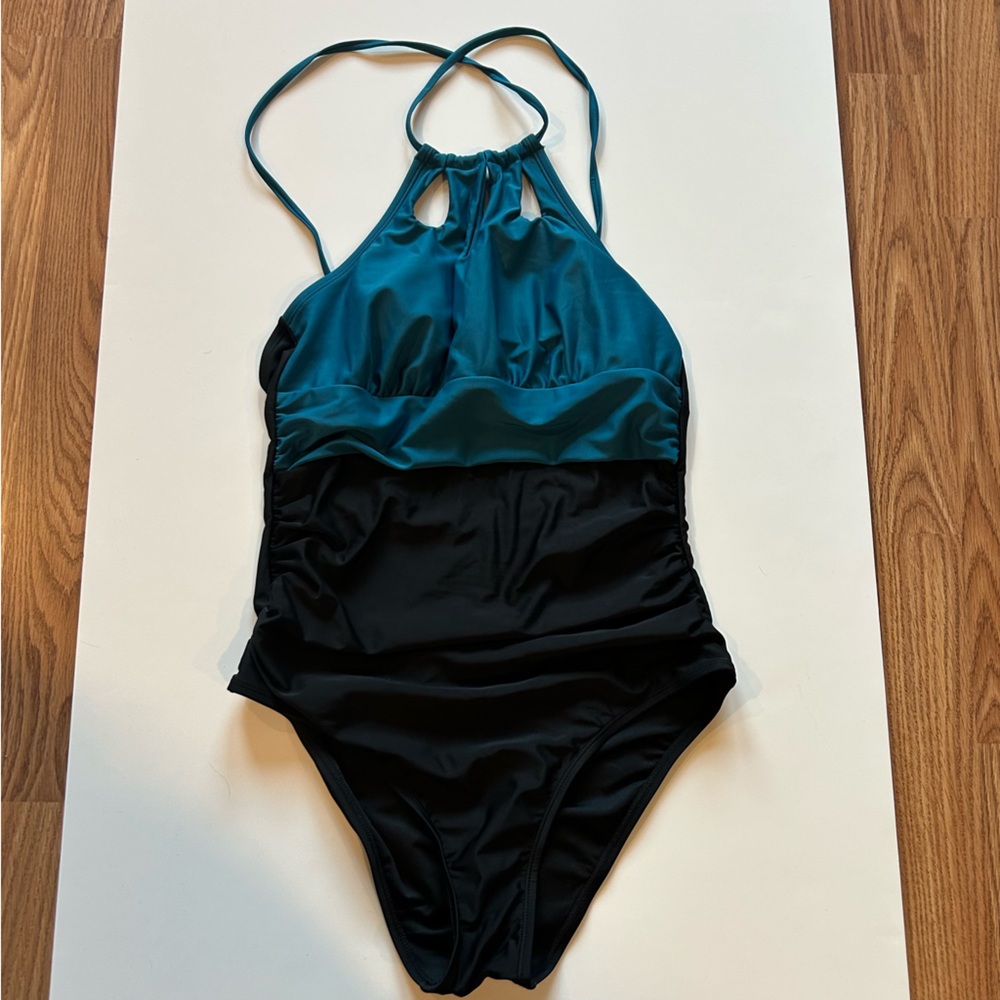 NWT Cupshe Teal and Black Halter Style Swimsuit with Lace Tie Back Size Med